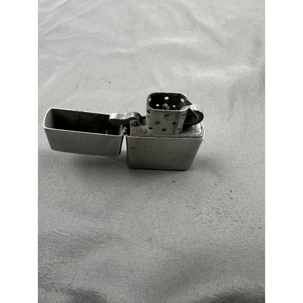2 vintage Zippo lighters, need repair, untested - Picture 5 of 10